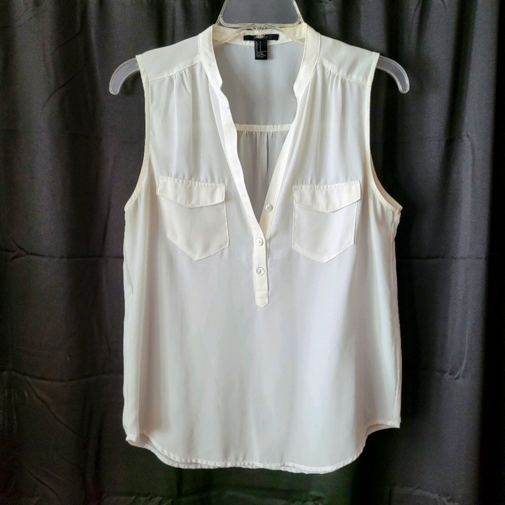White/cream blouse